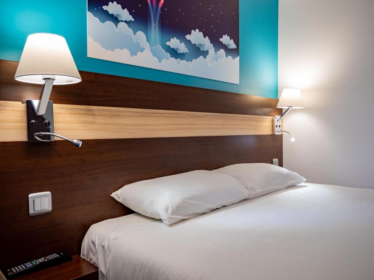 Contact Hotel Restaurant La Chaumiere Entre Orgeval Et Flins A13 Sortie 8 Ле-Мюро Экстерьер фото